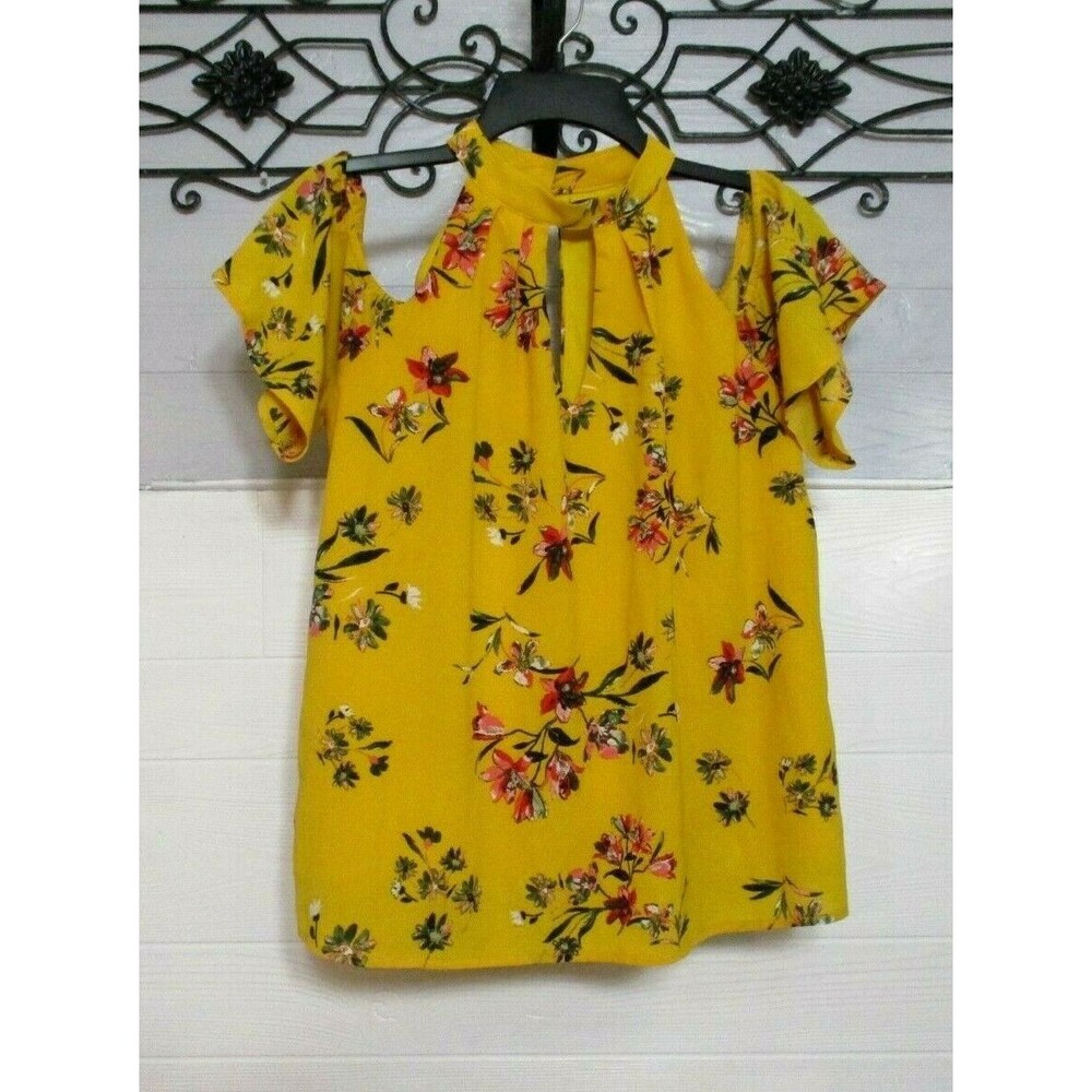 Lily Black Women's  Top Size S Short Silt Sleeve Multicolored Floral